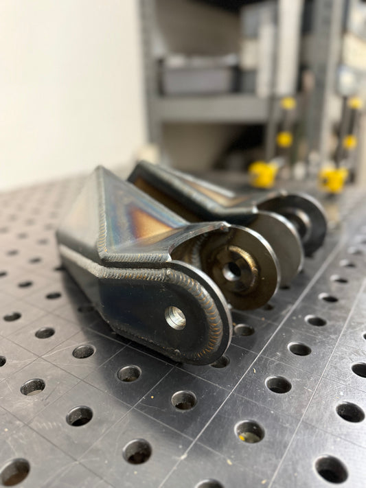 Universal Lower Link Mounts